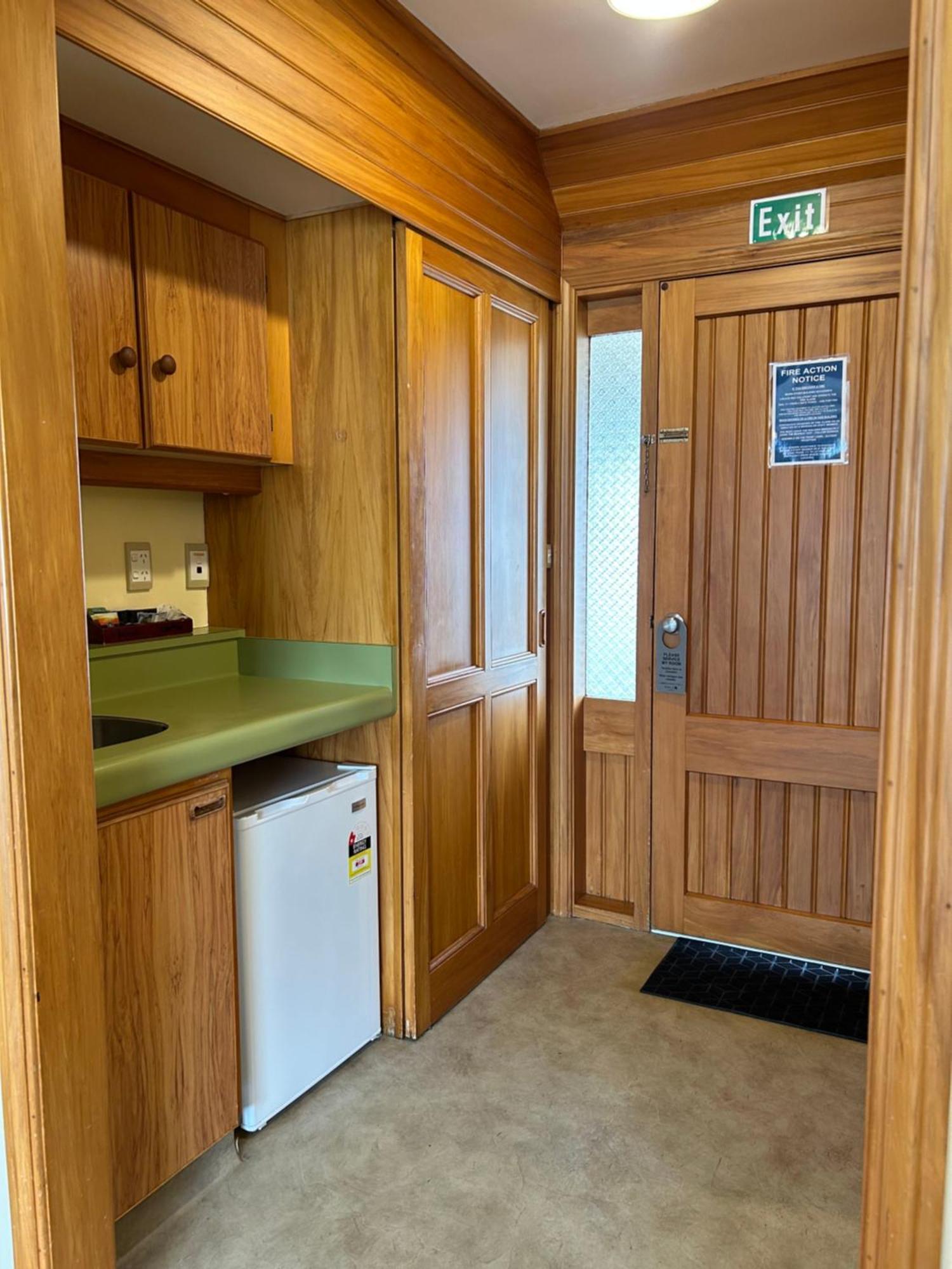 Masterton Motor Lodge Екстер'єр фото