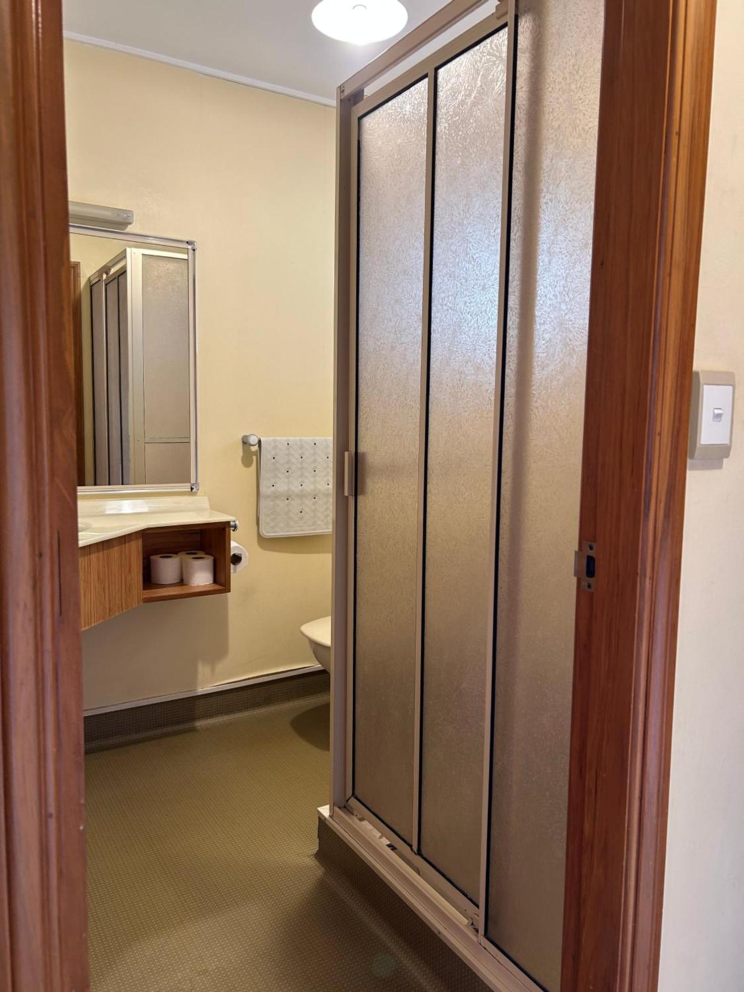 Masterton Motor Lodge Екстер'єр фото