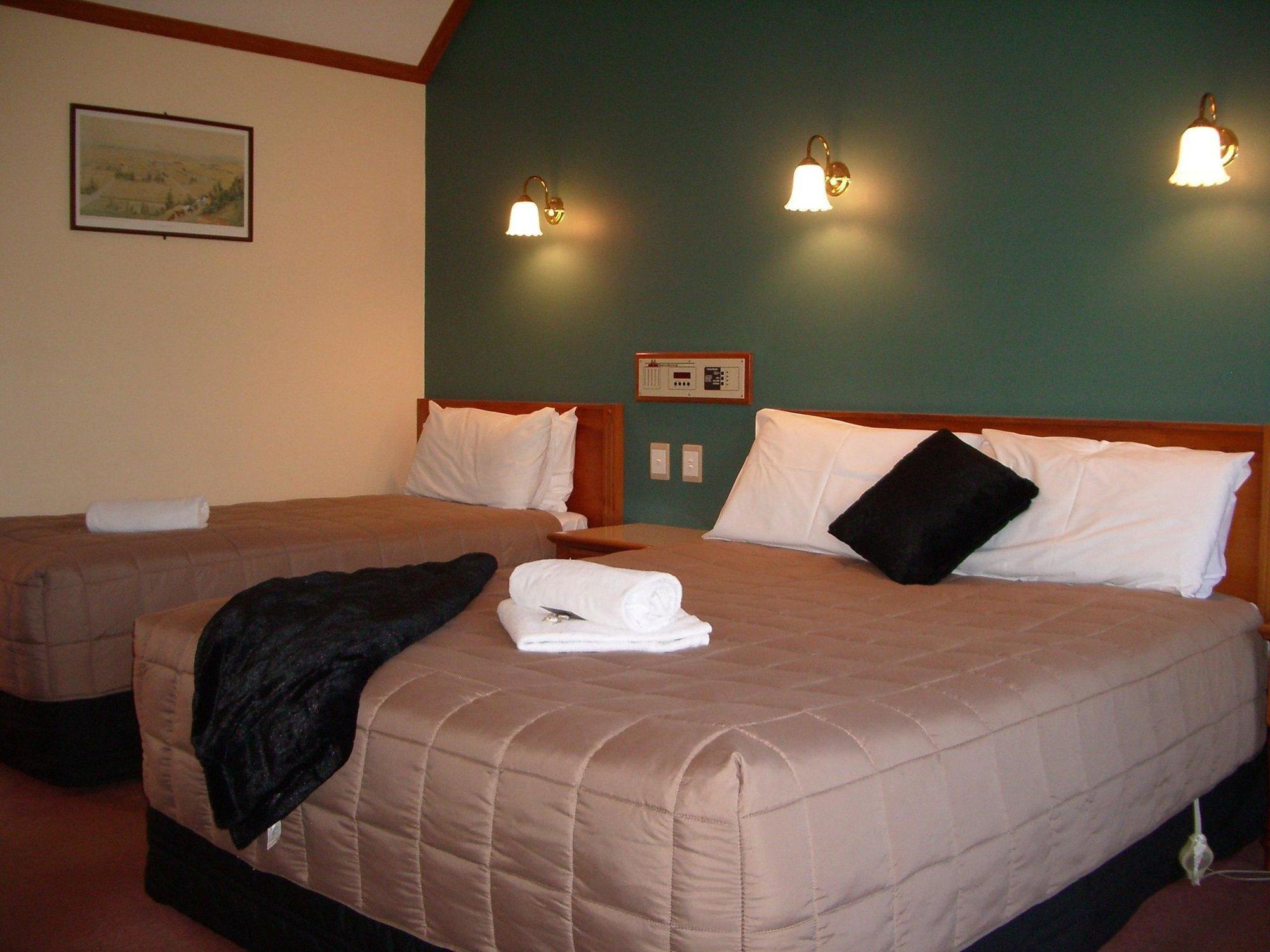 Masterton Motor Lodge Екстер'єр фото